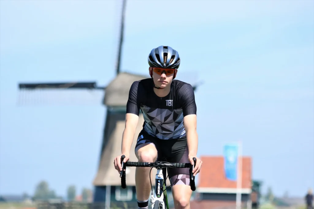 TBT Aero wielrenkleding 3