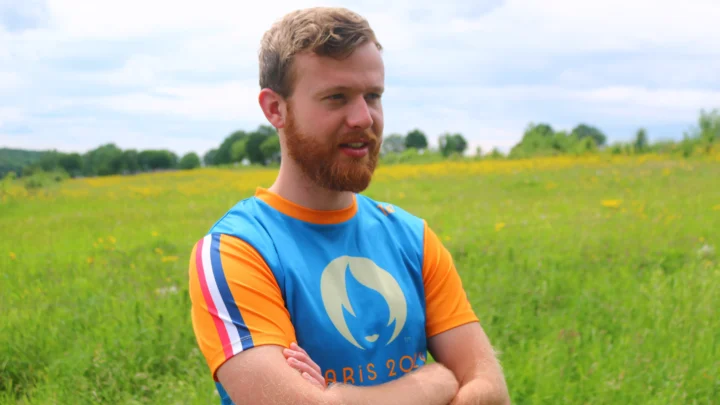 TBT Eigen ontworpen sportshirt voor de olympische spelen in parijs 2024 Luc Heine
