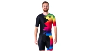 Luc in TBT Paskleding witte achtergrond