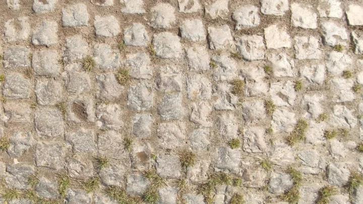 Kasseienstrook van boven gefotografeerd