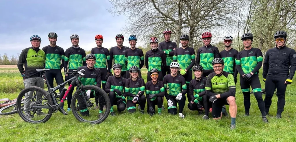 MTB Noordwest in custom wielerkleding van TBT Sportwear