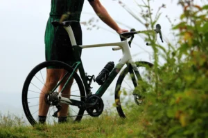 Luc heine met een custom TBT Wielrenfiets 1