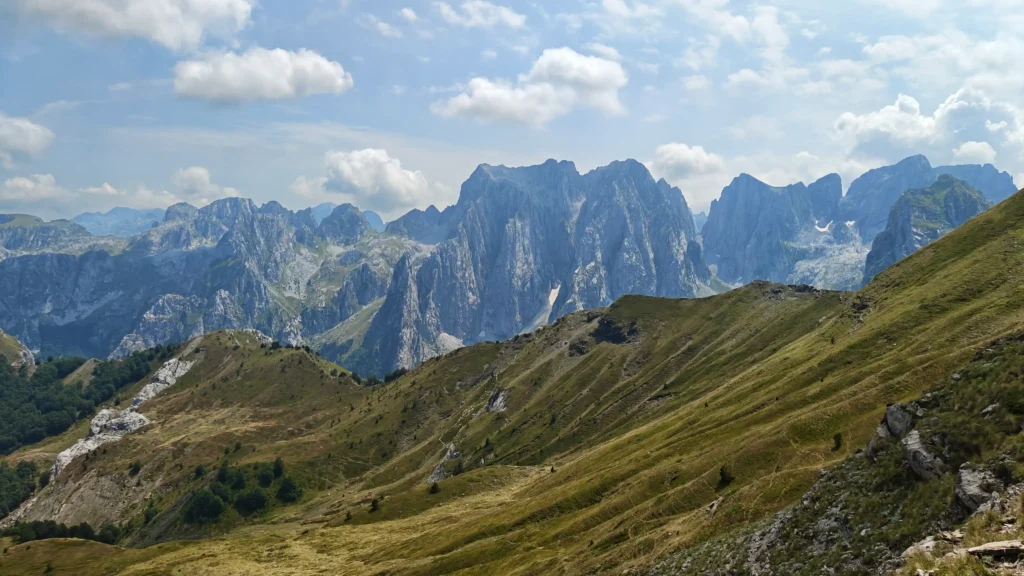 Uitzicht tijdens een wandeling in Prokletije National Park